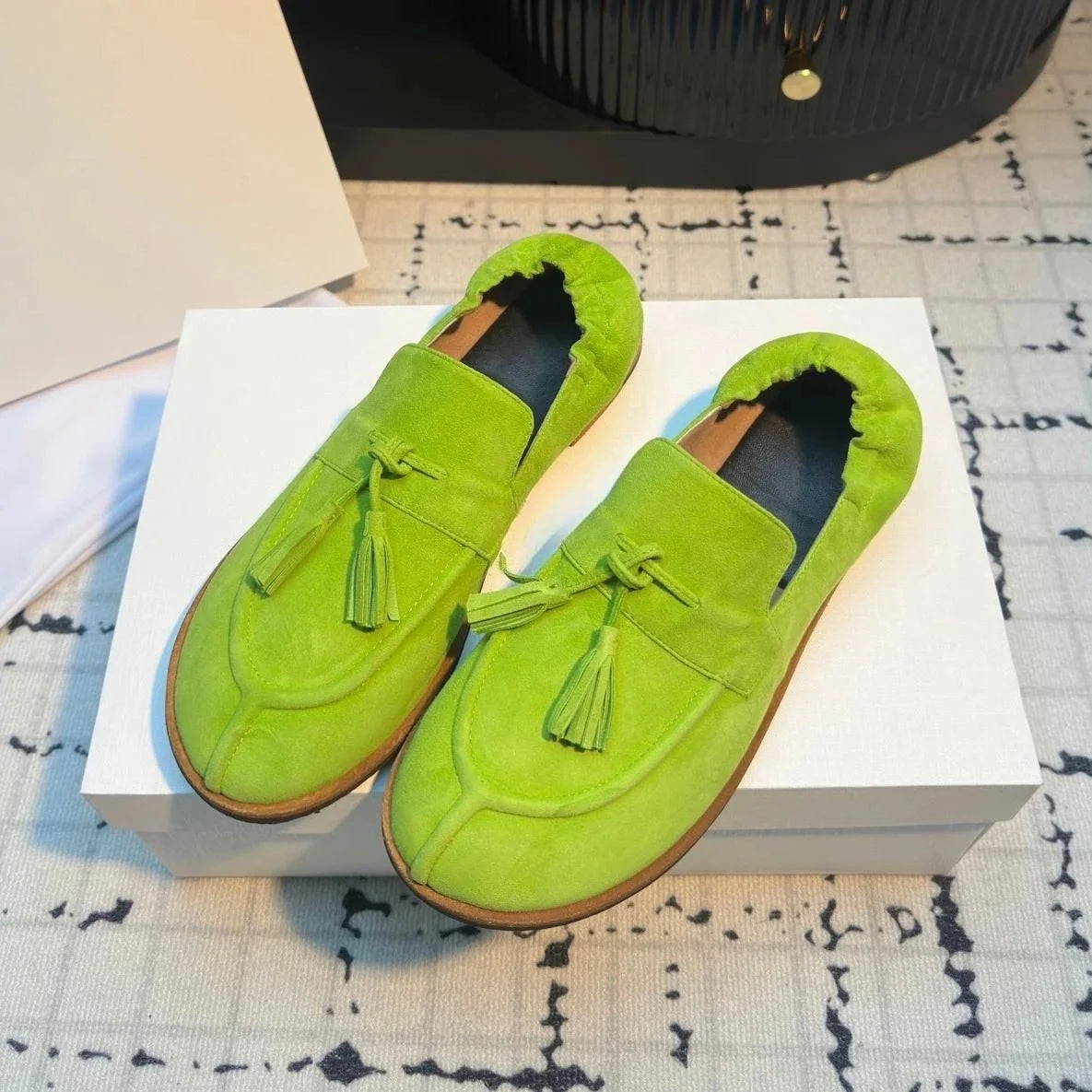 GUANSIYAO Genuine Leather Open Toe Flat Sandals With Flower