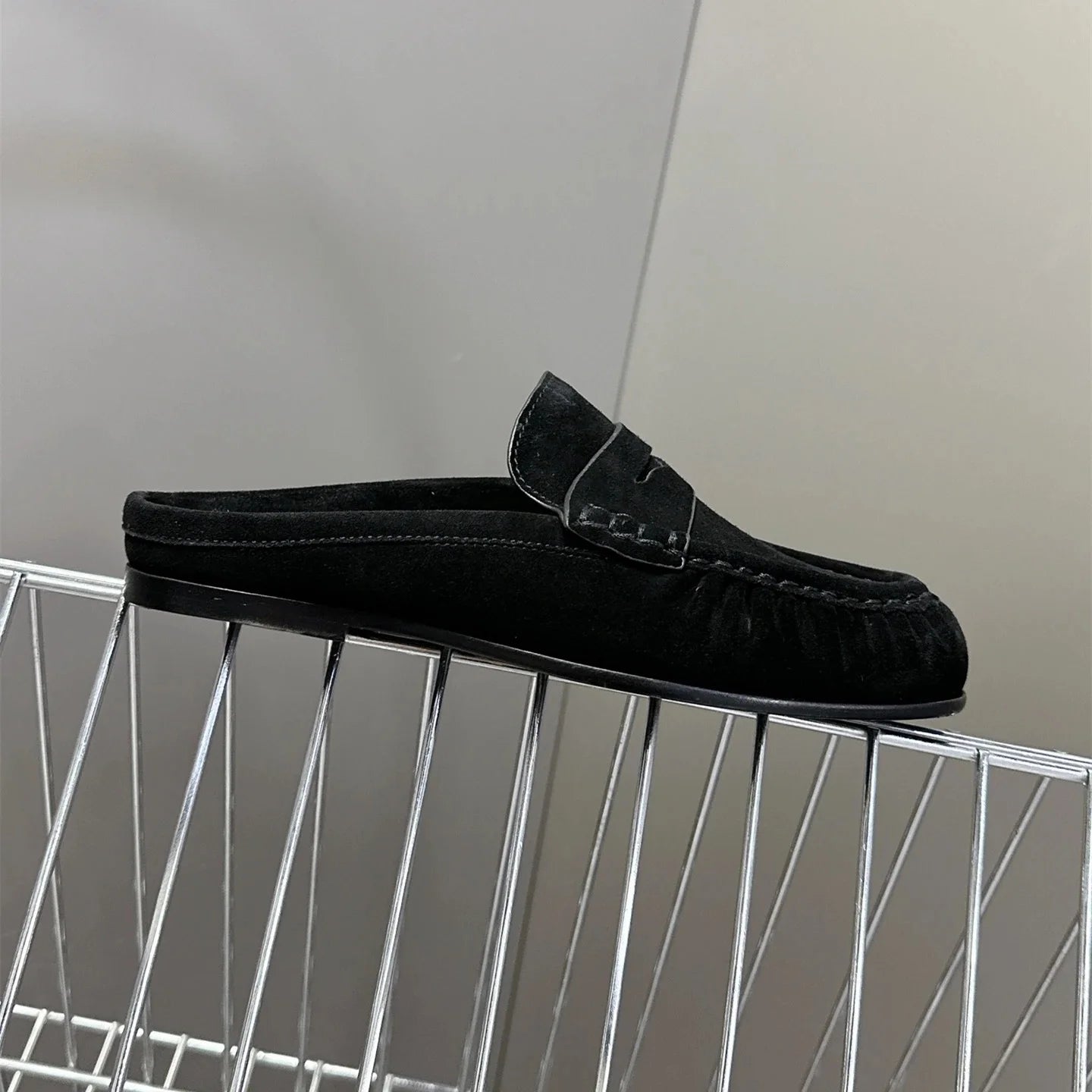 Guansiyao Women Leather Mules Slippers Round Toe Casual